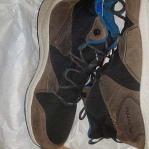 NWT: MEN'S COLUMBIA OUTDRY BOOTS